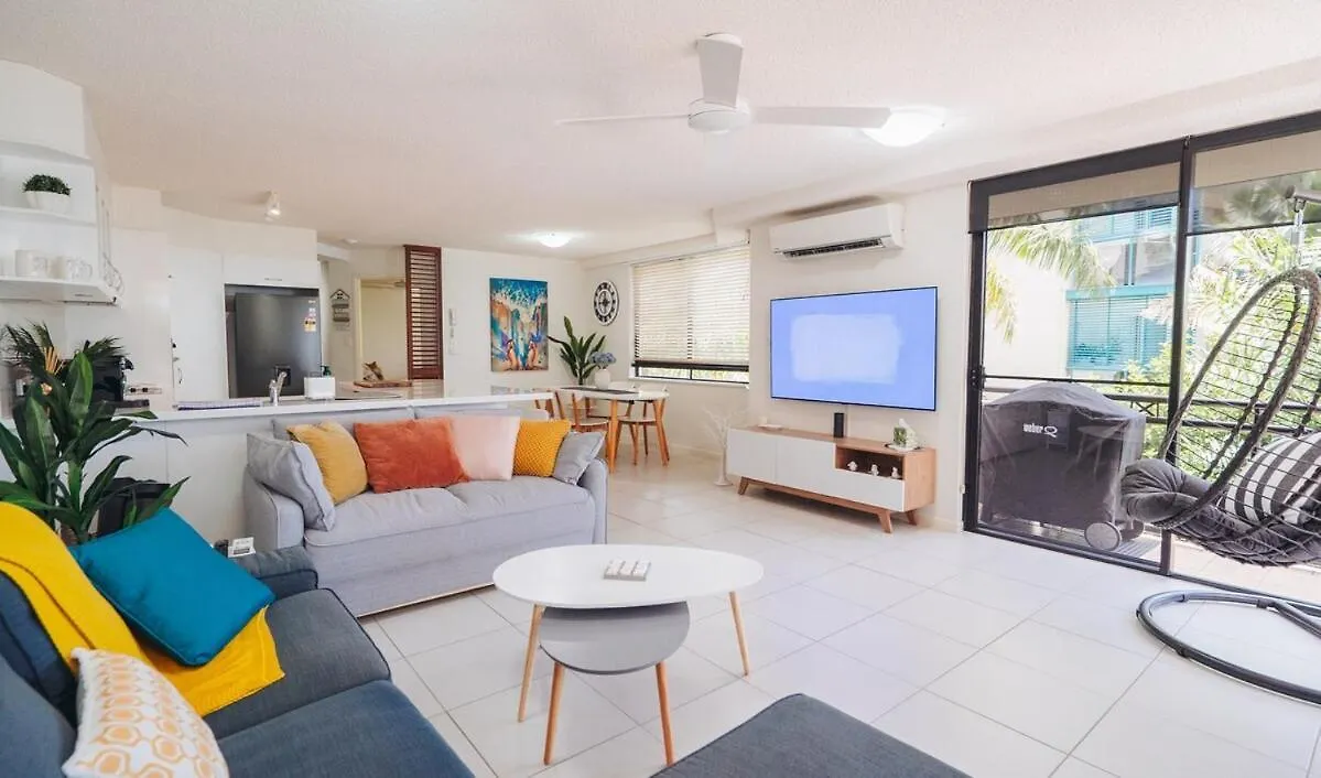 Waterfront Apt Maroochy River ماروتشيدور بيت للعطل