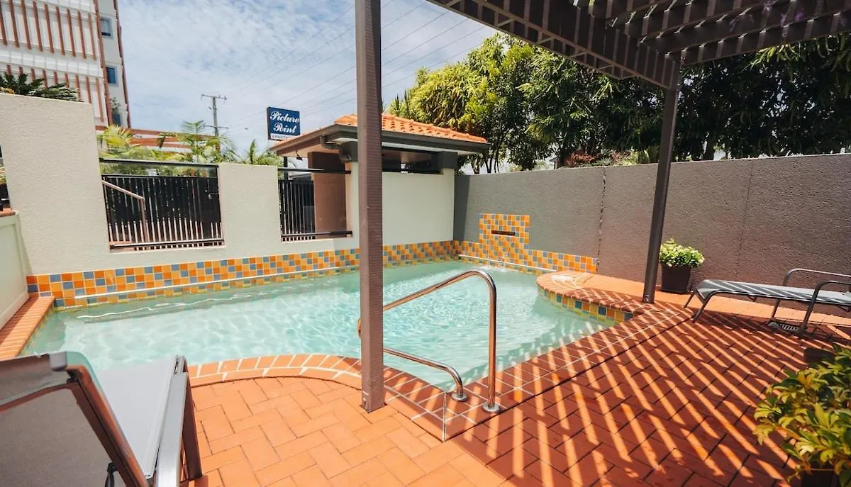 Waterfront Apt Maroochy River ماروتشيدور 0*,