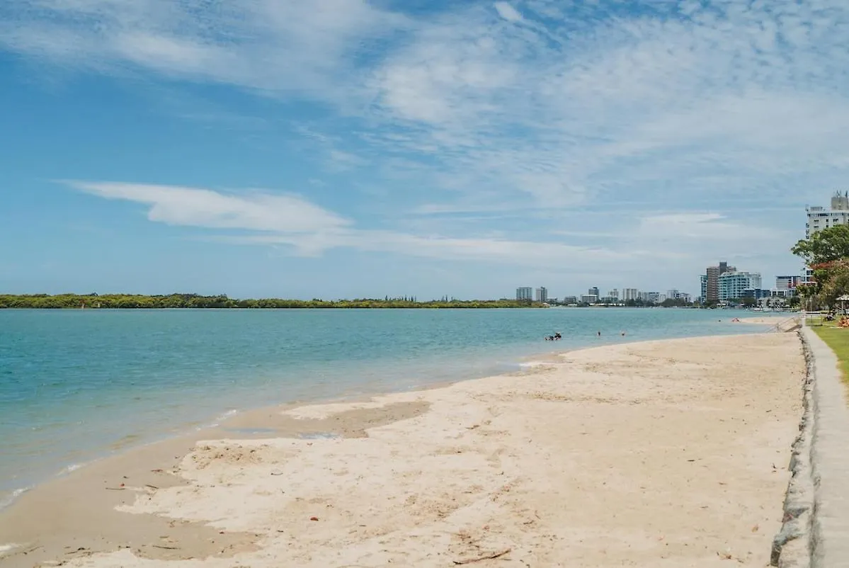 Waterfront Apt Maroochy River Maroochydore 0*,  Αυστραλία